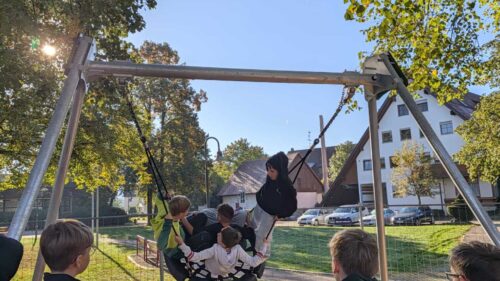 Hüpfend und Schaukelnd in die ersten Schulwochen